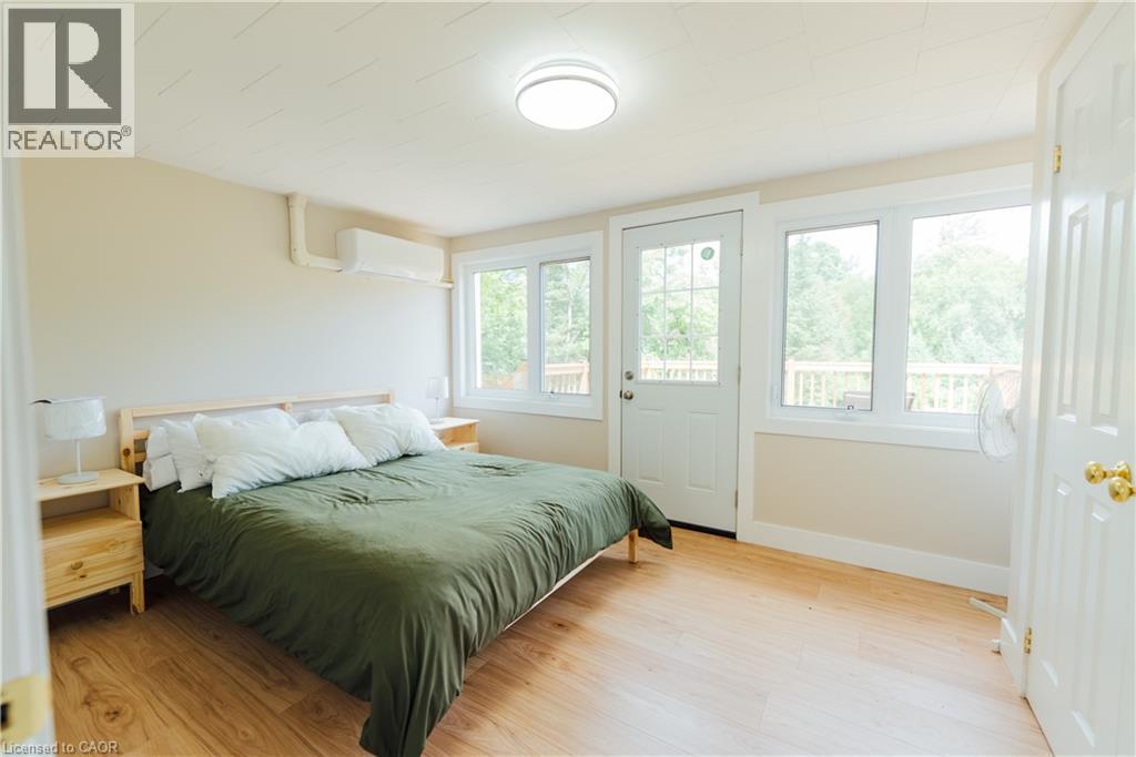 11 Side Road, Kinmount, ON