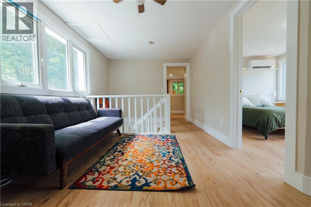11 Side Road, Kinmount, ON