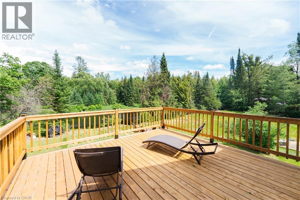 11 Side Road, Kinmount, ON