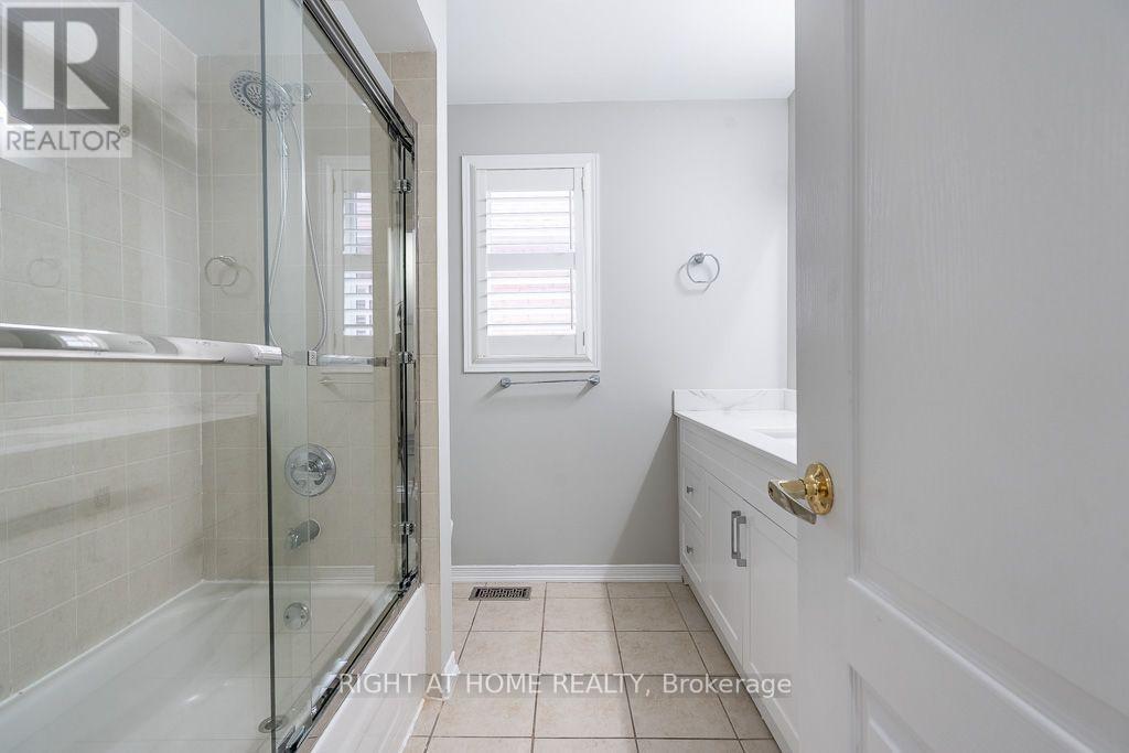 27 Panorama Way, Hamilton, ON
