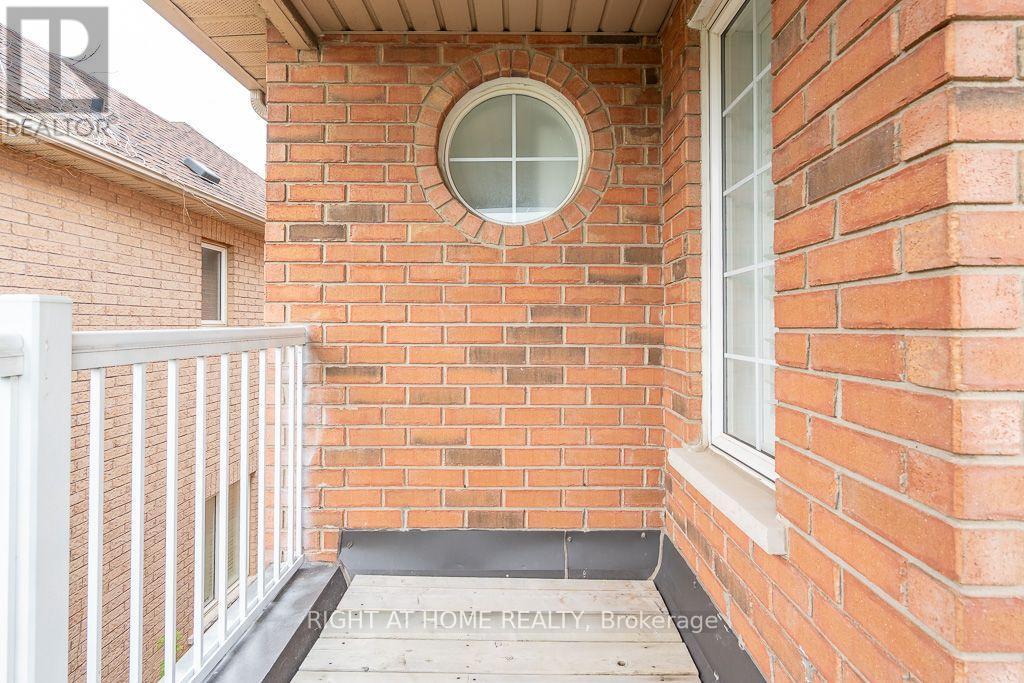 27 Panorama Way, Hamilton, ON