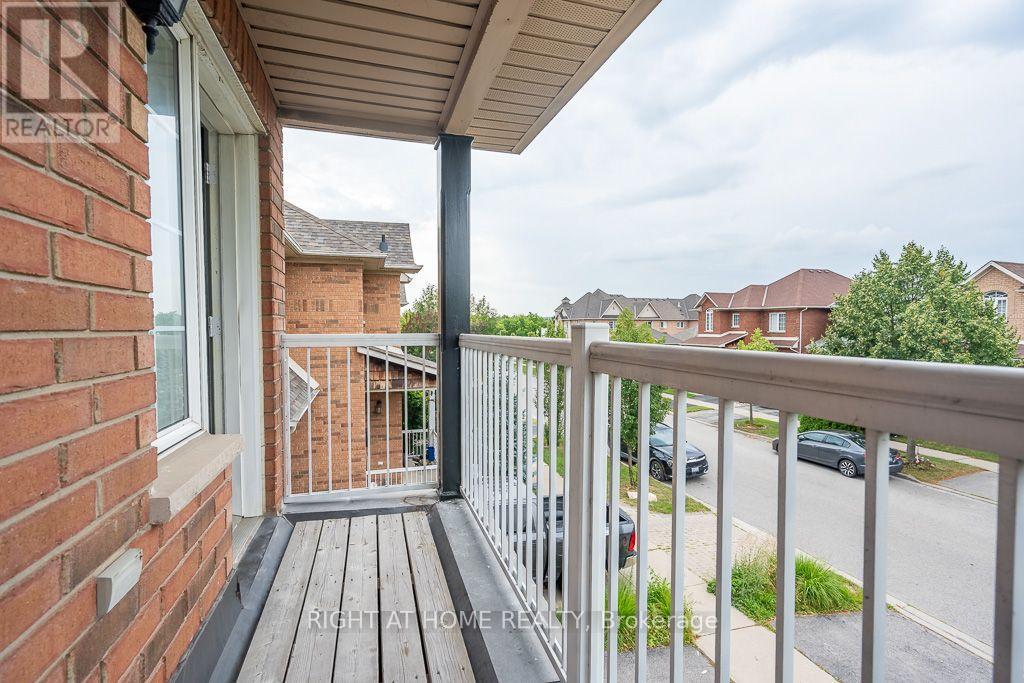 27 Panorama Way, Hamilton, ON