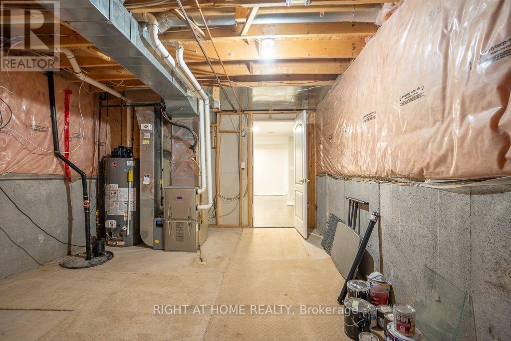 27 Panorama Way, Hamilton, ON
