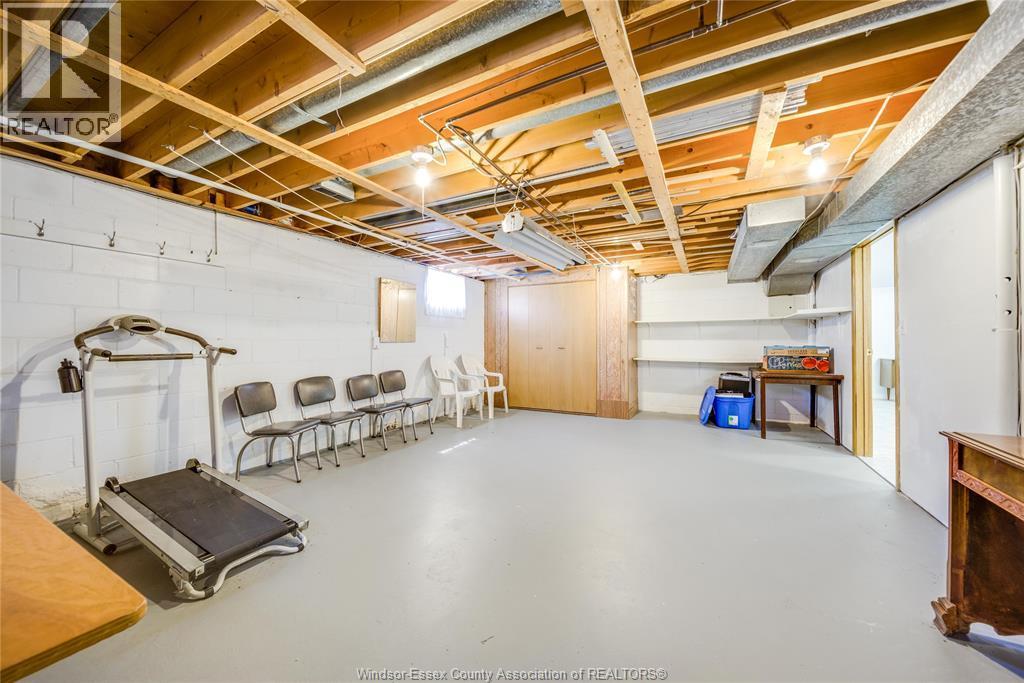 2506 Longfellow Avenue, Windsor, ON