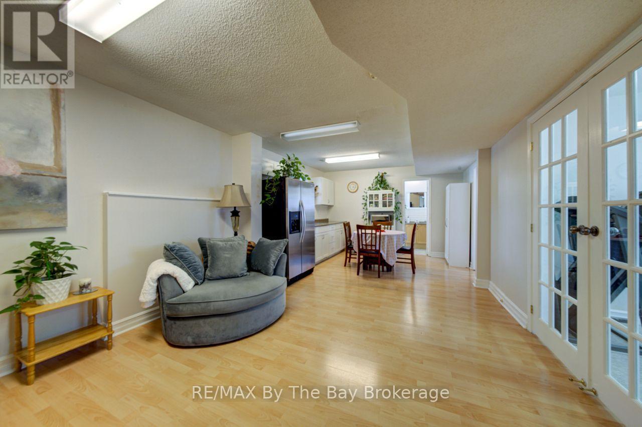 29 Downer Crescent, Wasaga Beach, ON