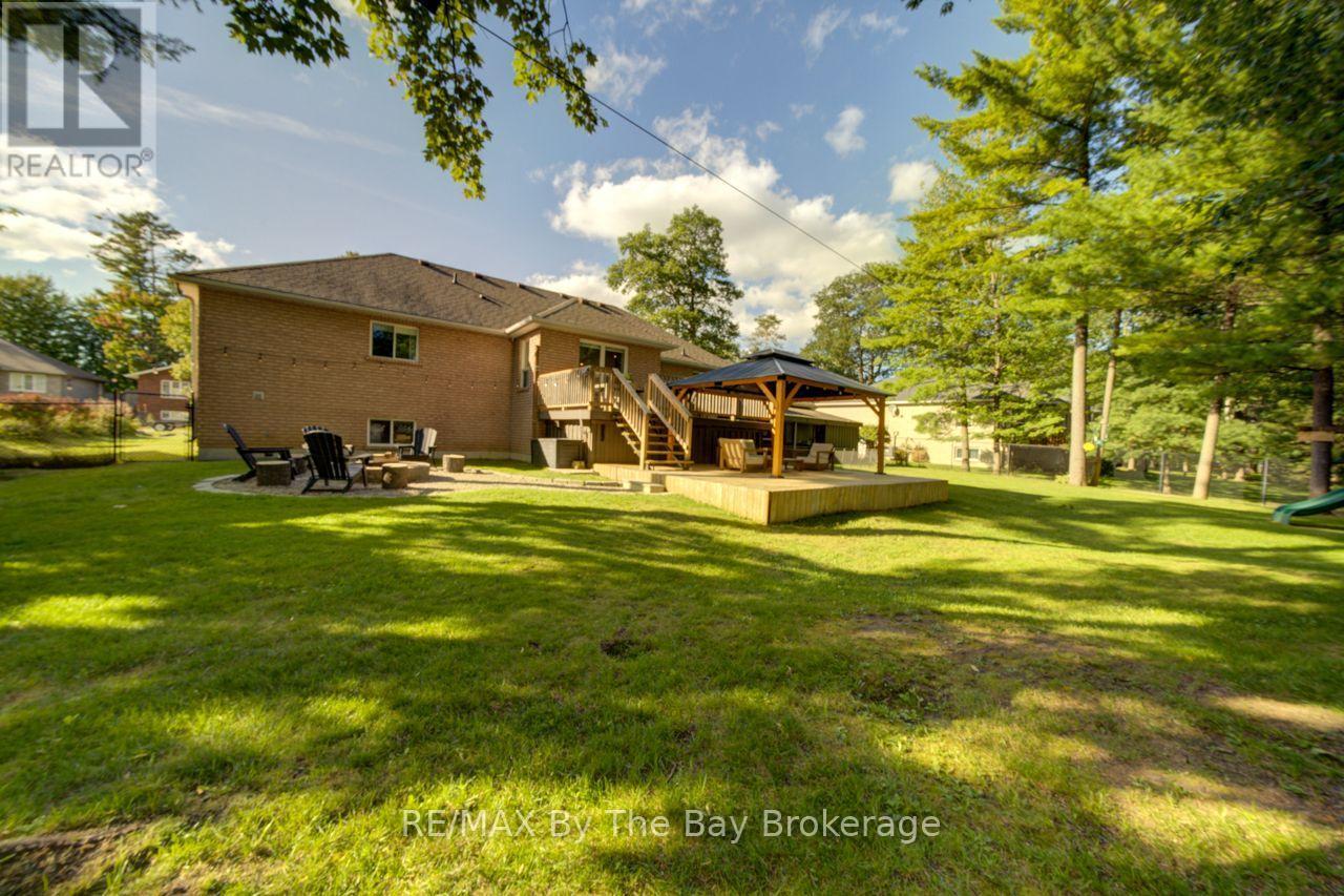 29 Downer Crescent, Wasaga Beach, ON