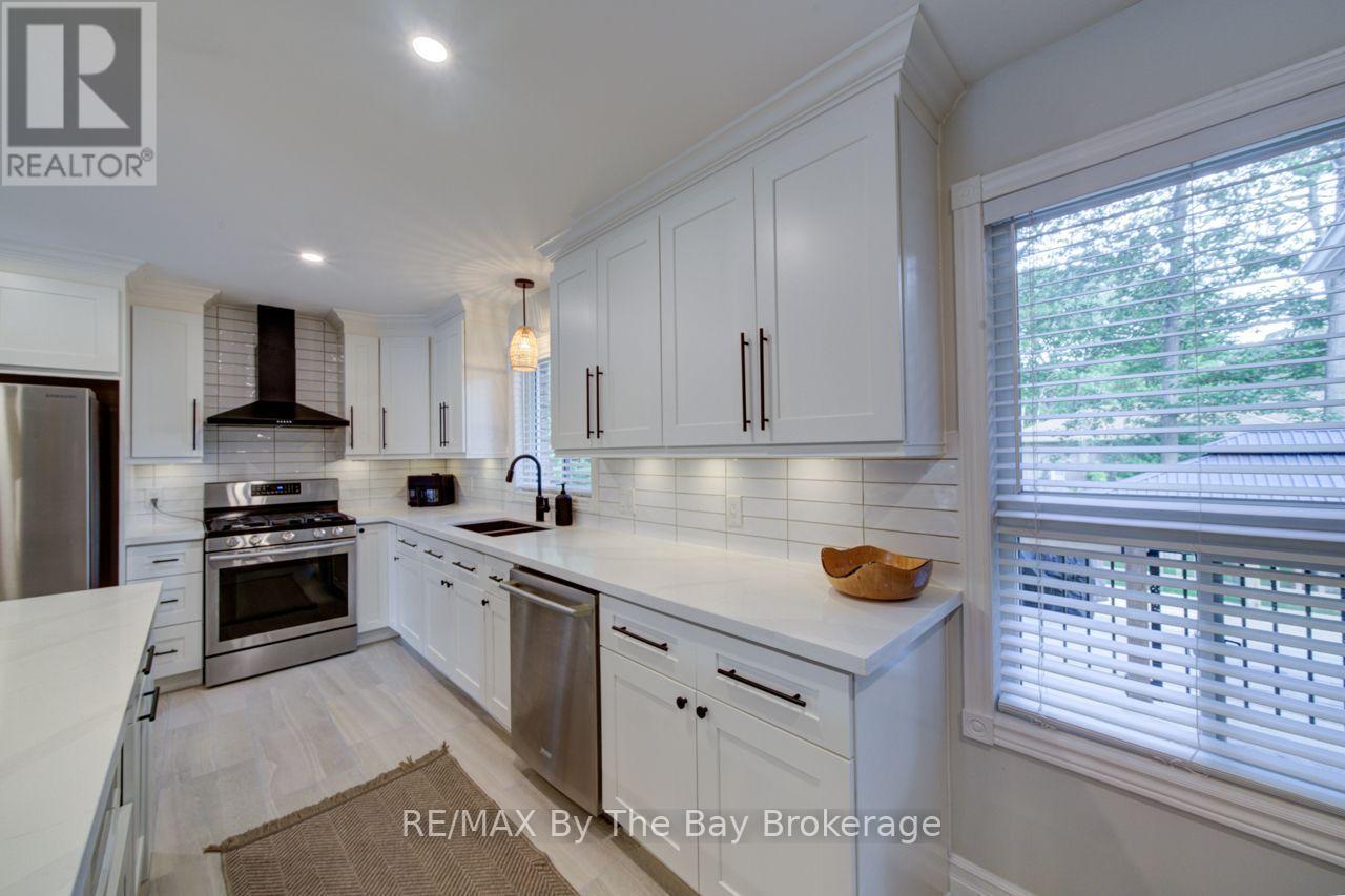 29 Downer Crescent, Wasaga Beach, ON