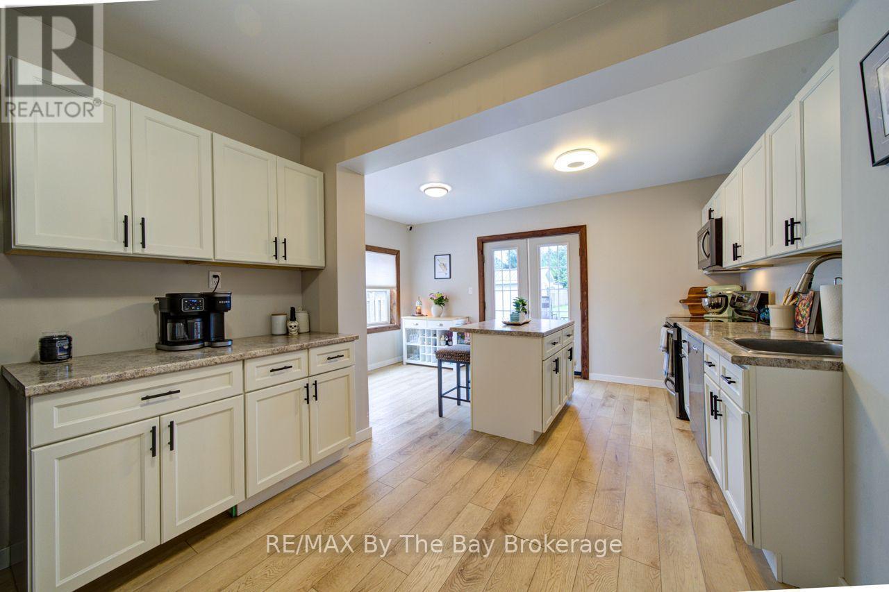 794116 Grey Rd 124 Road, Clearview (Singhampton), ON