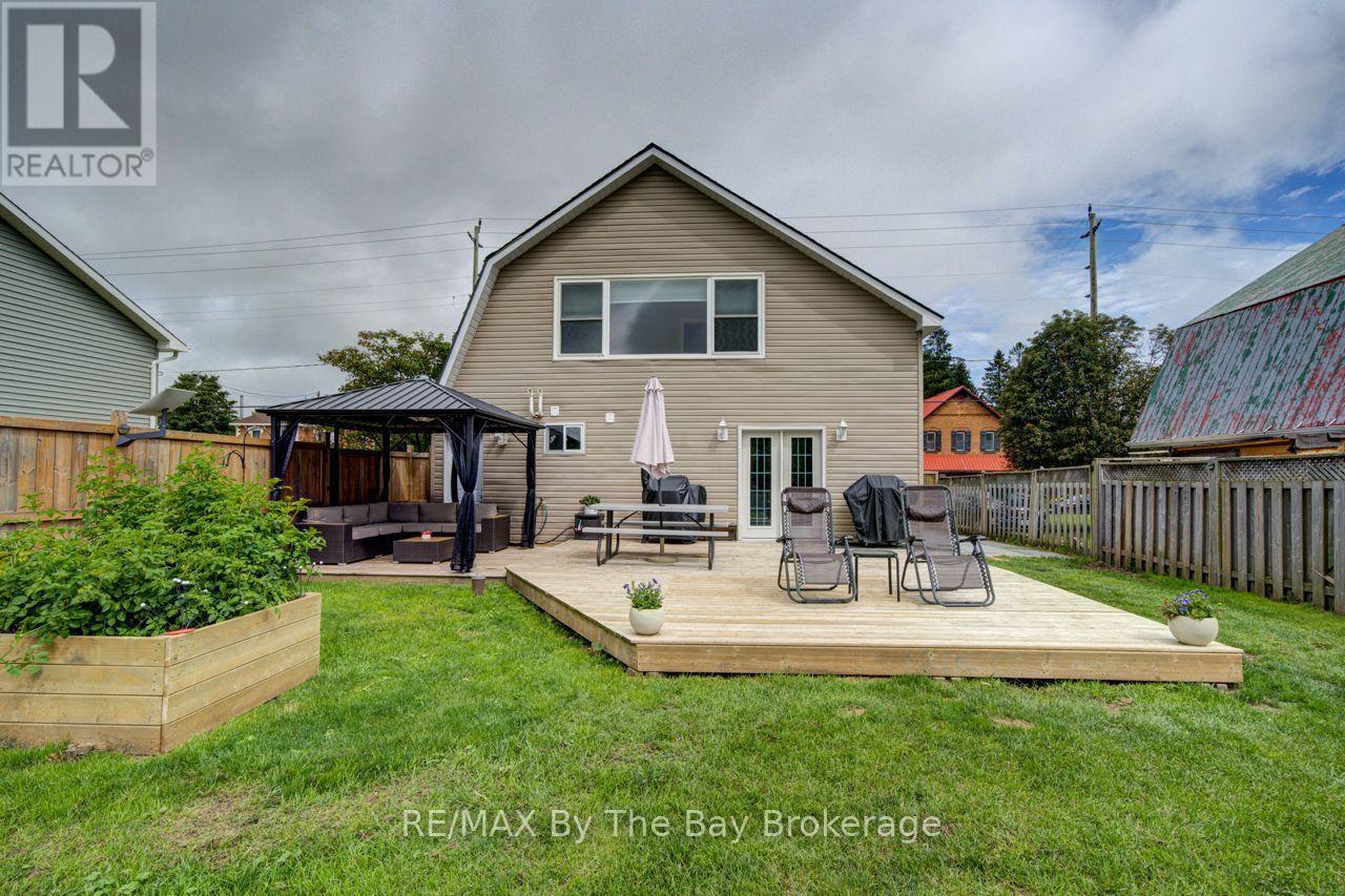 794116 Grey Rd 124 Road, Clearview (Singhampton), ON