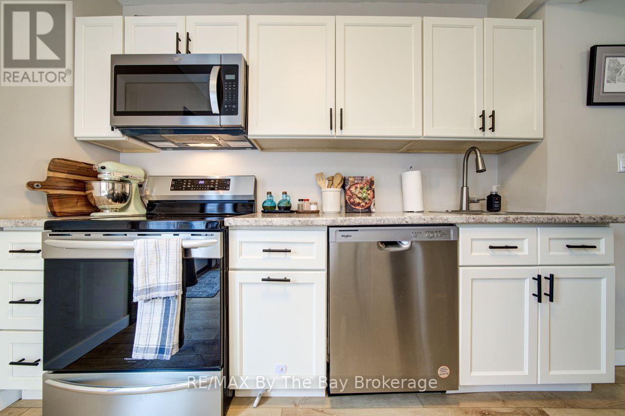 794116 Grey Rd 124 Road, Clearview (Singhampton), ON