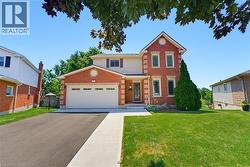 32 STONEHAVEN Place  Cambridge, ON N1S 4V8