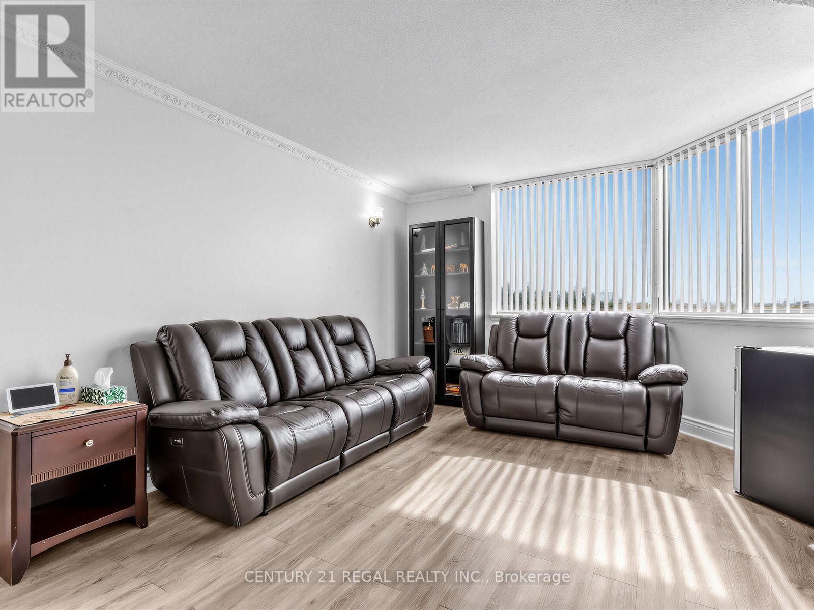 2105 - 234 Albion Road, Toronto, ON