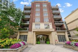402 - 4196 DUNDAS STREET W Toronto, ON M8X 0A3