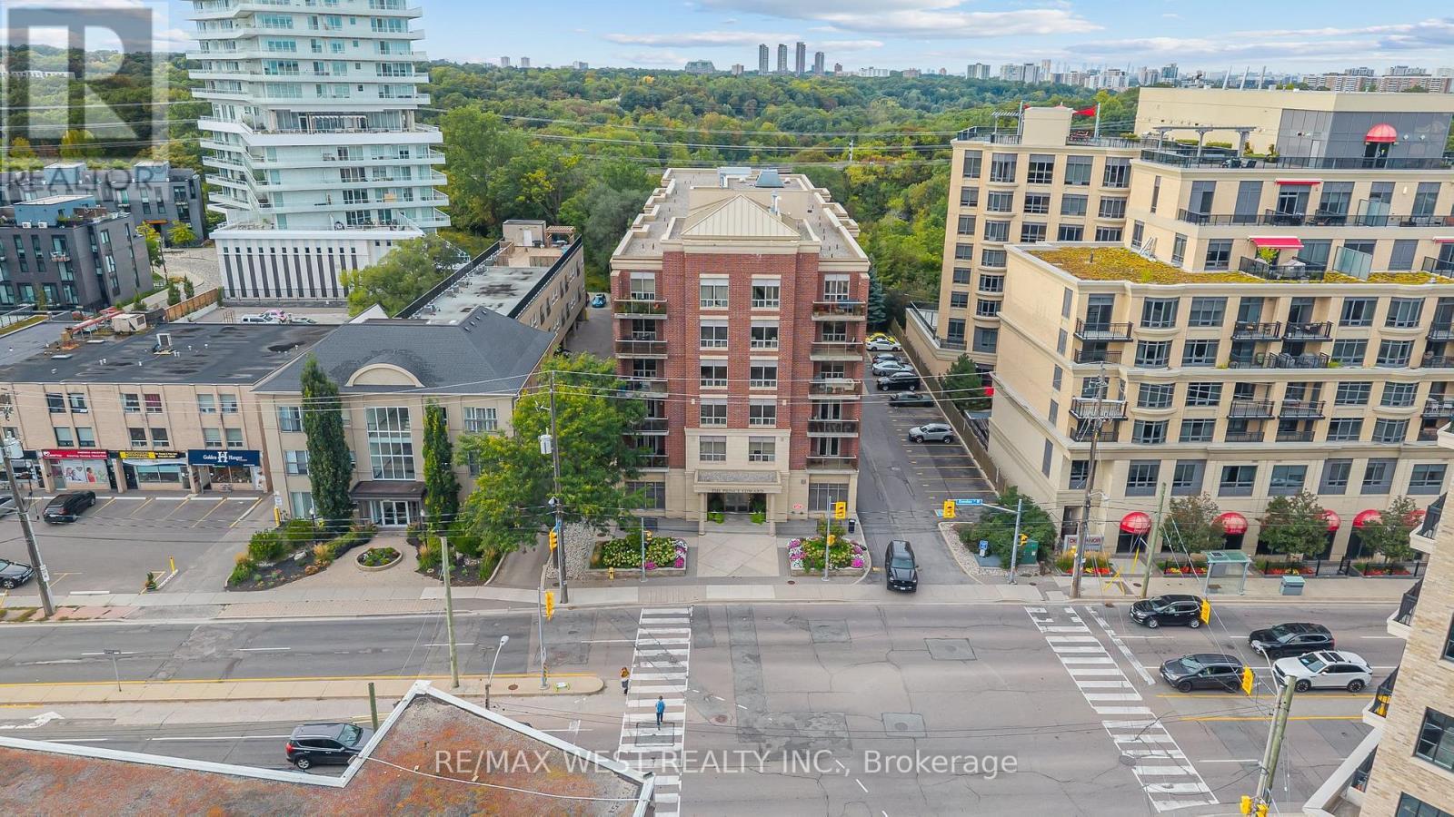 402 - 4196 Dundas Street W, Toronto, ON