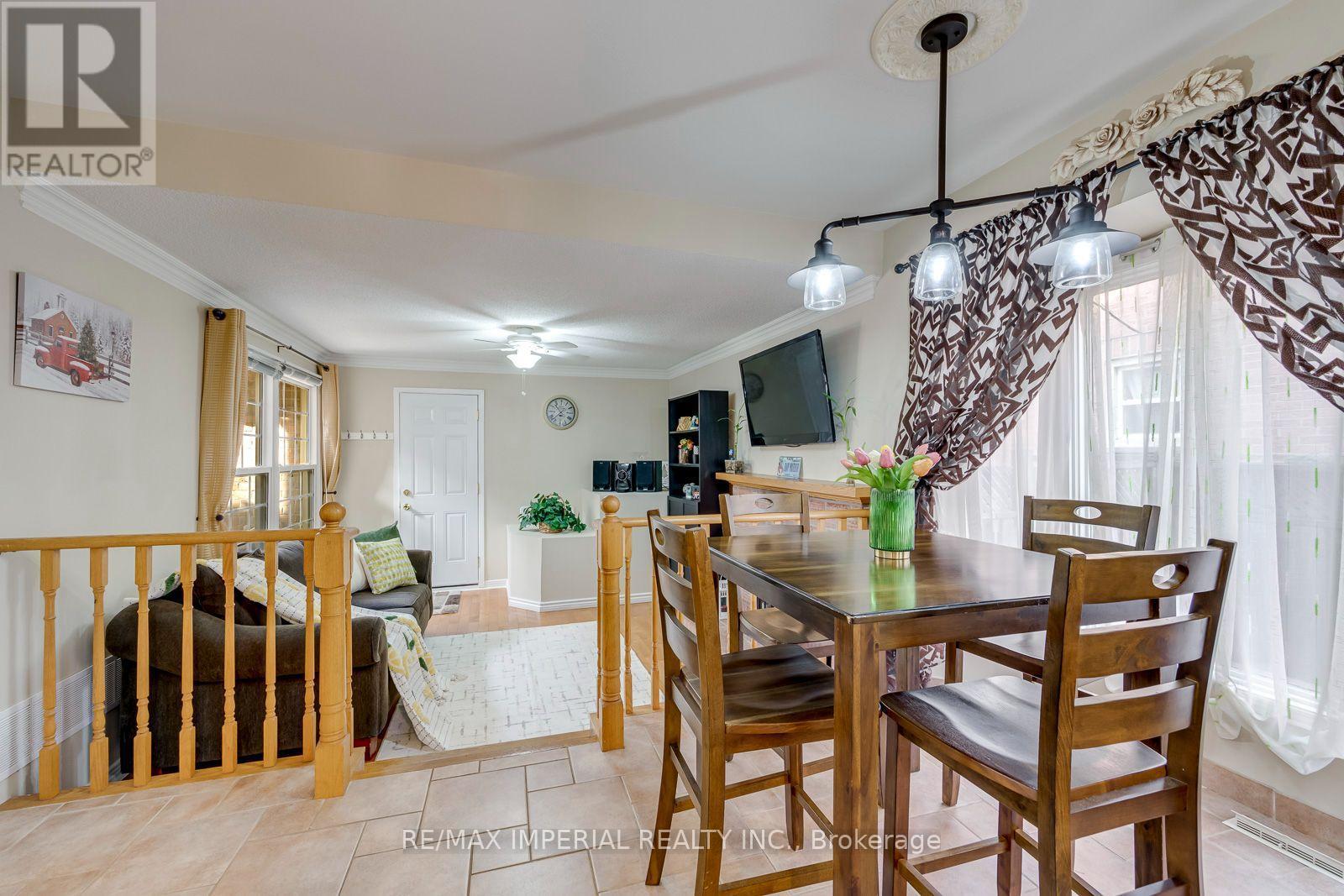 301 Kingsbridge Garden Circle, Mississauga, ON