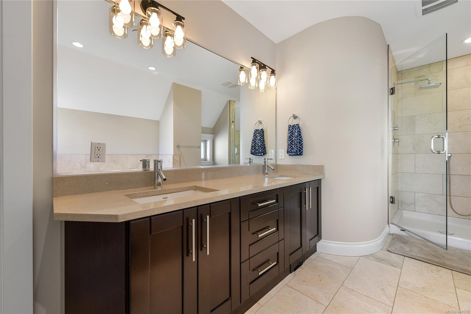 1059 Clare St, Victoria, BC