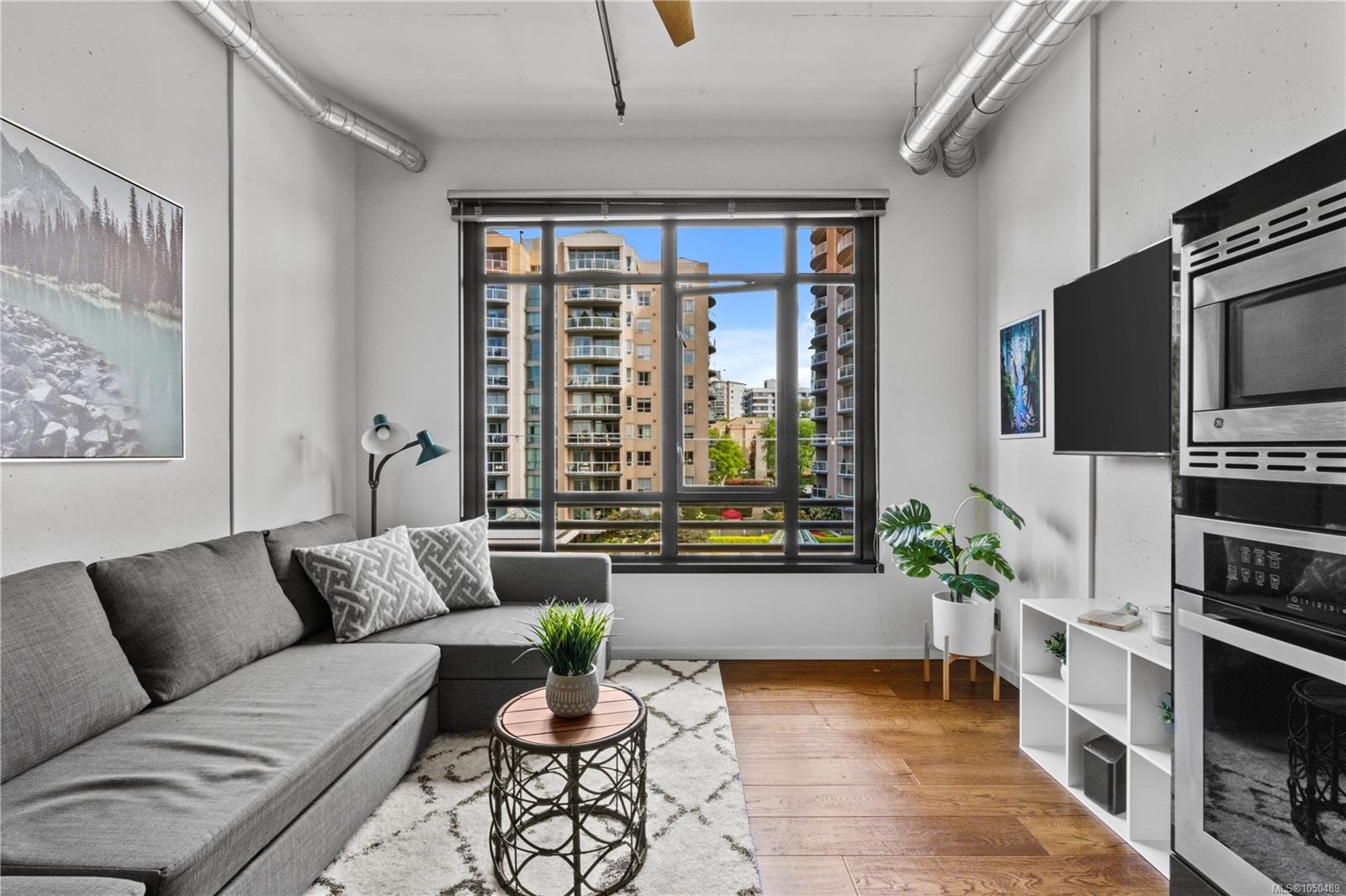 #427-1029 View St, Victoria, BC
