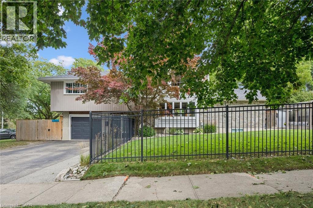 112 Margaret Avenue N, Waterloo, ON