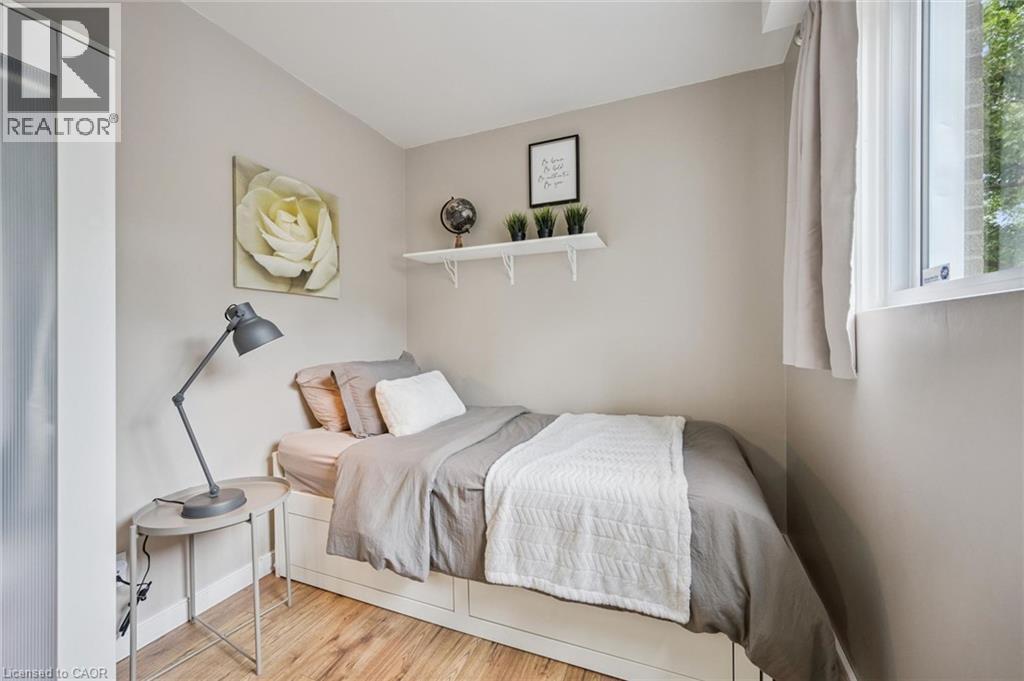 112 Margaret Avenue N, Waterloo, ON