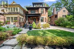 THIRD - 18 CASTLE FRANK CRESCENT Toronto, ON M4W 3A3