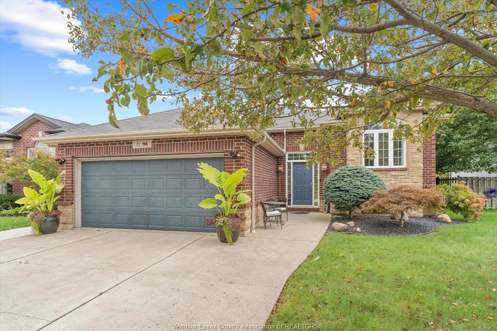 98 Hazel Crescent, Kingsville, ON
