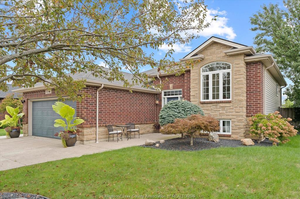 98 Hazel Crescent, Kingsville, ON
