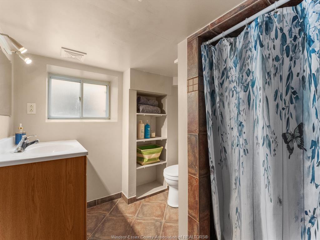 2306 Chilver Road, Windsor, ON