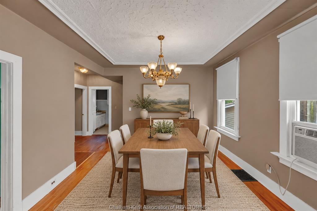121 Cornhill Street, Chatham, ON