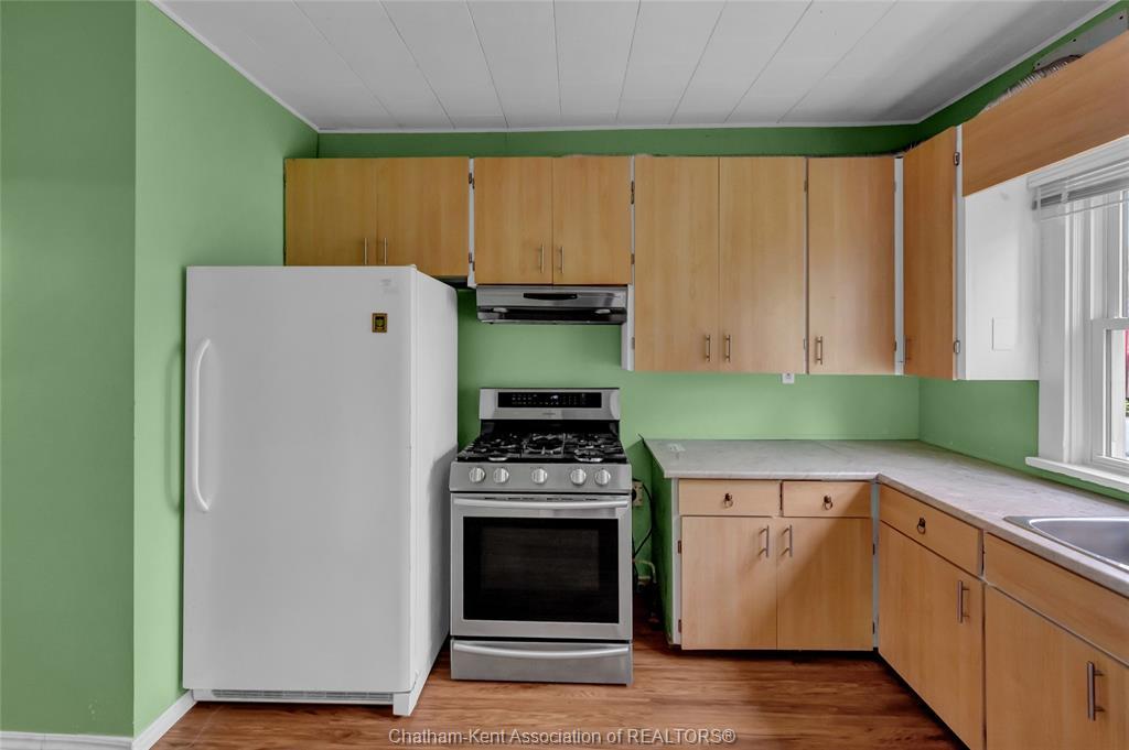 121 Cornhill Street, Chatham, ON