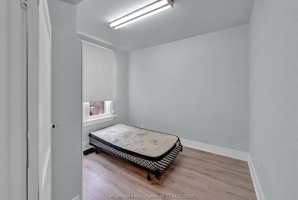 121 Cornhill Street, Chatham, ON
