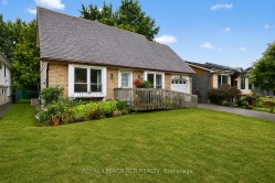 856 Magnolia Avenue Newmarket, ON L3Y 3C7