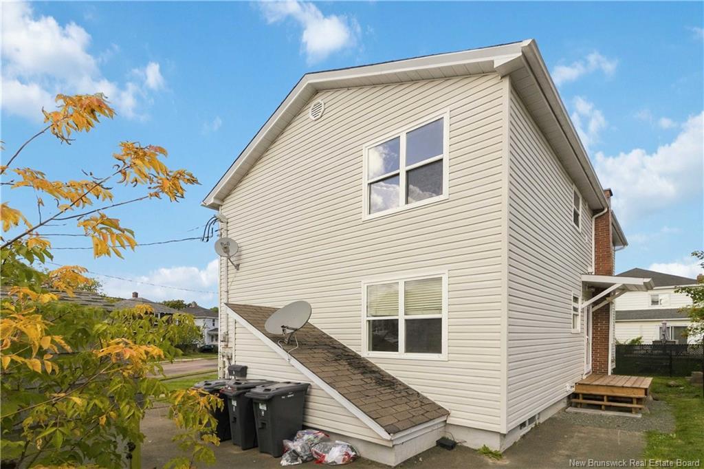 106 York St, Moncton, NB