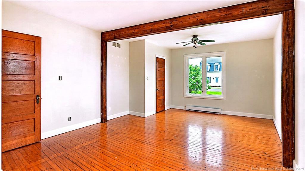 275 Rue Acadie, Grande-Anse, NB
