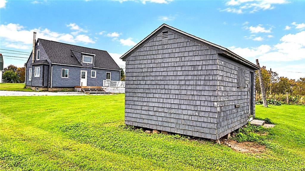 275 Rue Acadie, Grande-Anse, NB
