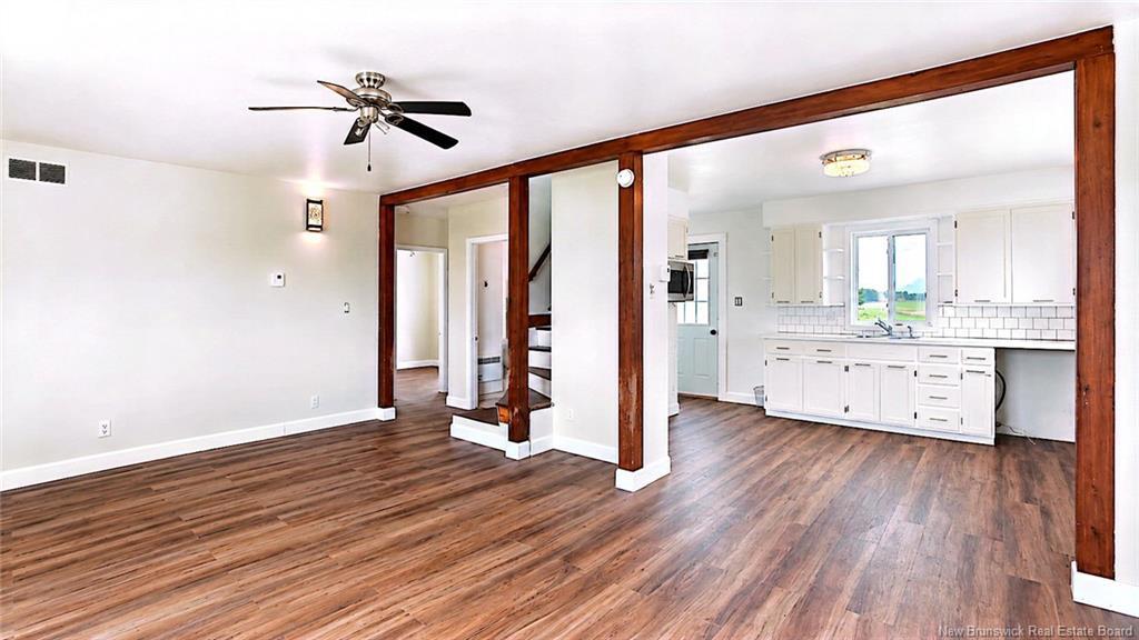 275 Rue Acadie, Grande-Anse, NB