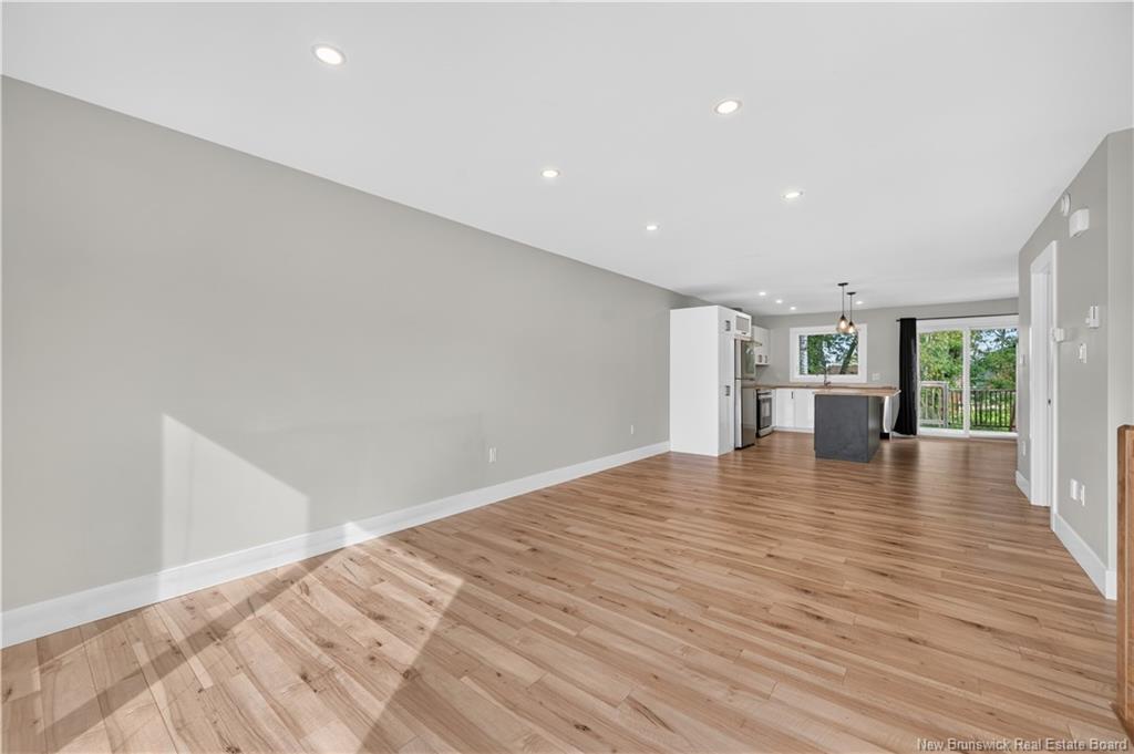 28 De La Colline St, Dieppe, NB