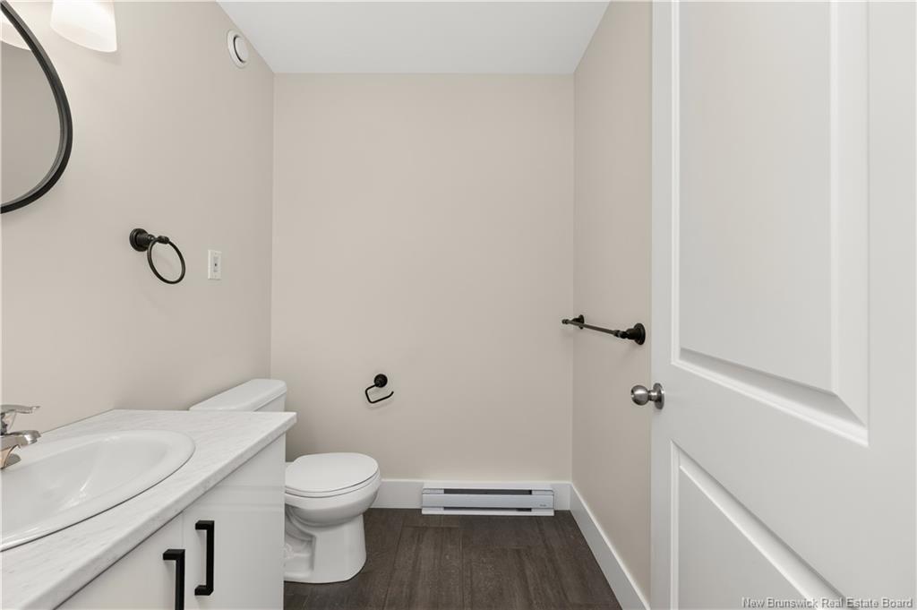 28 De La Colline St, Dieppe, NB