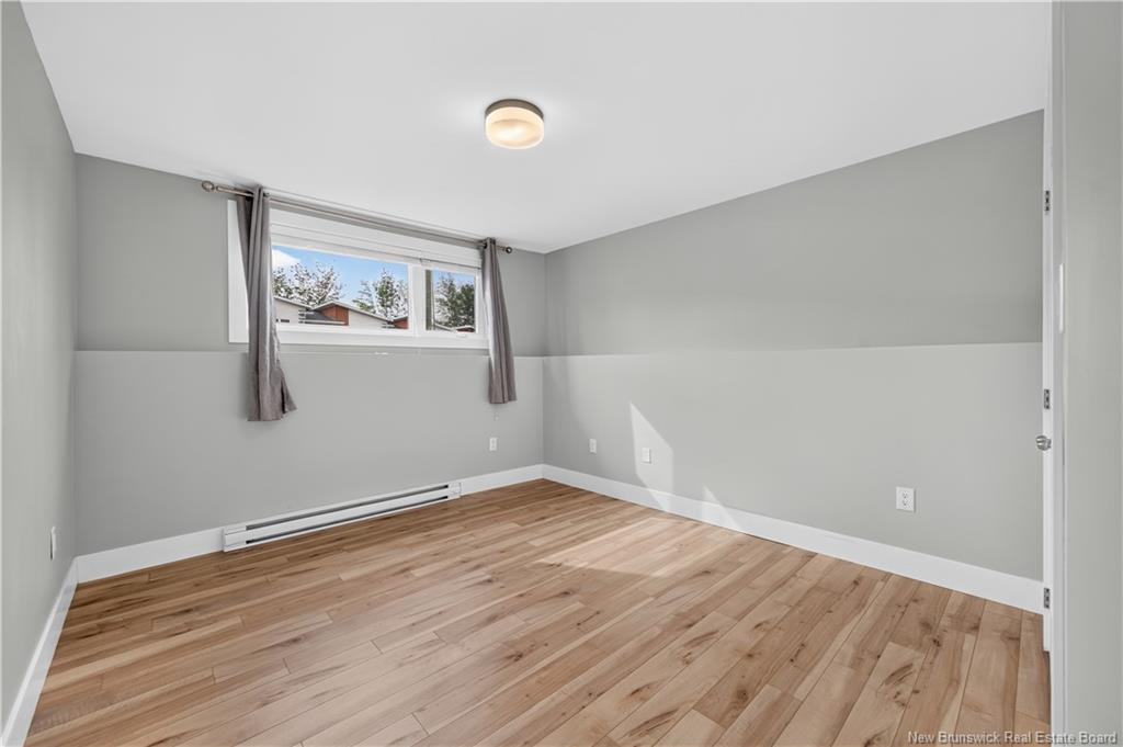 28 De La Colline St, Dieppe, NB