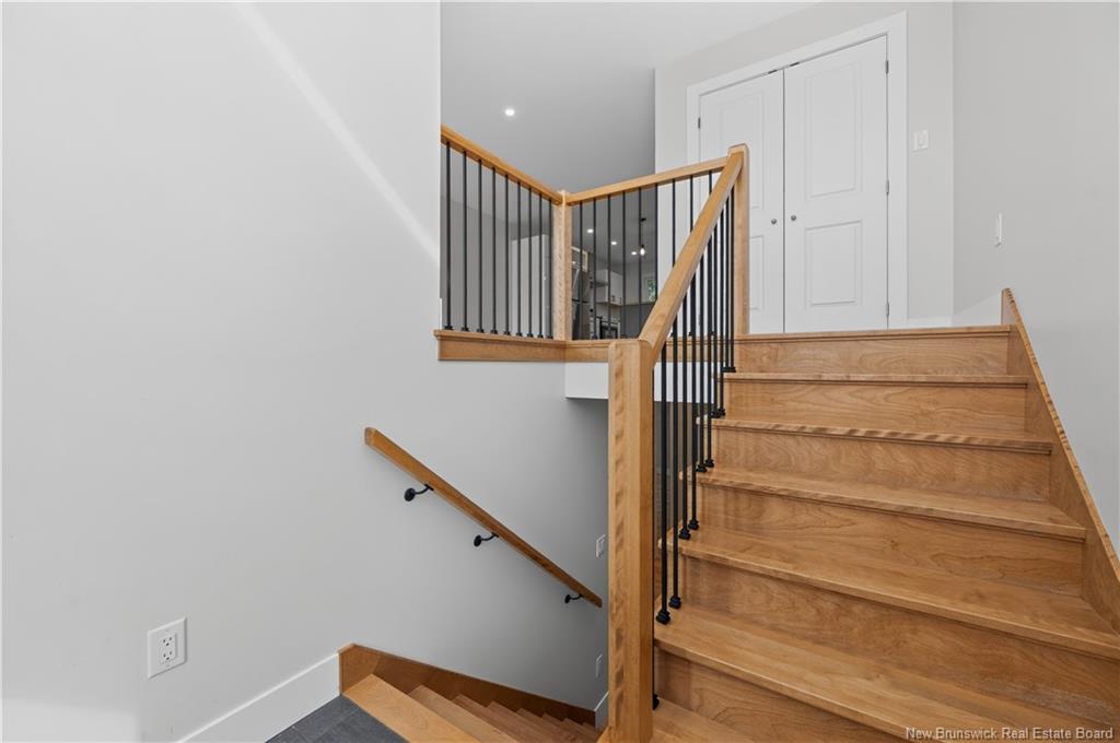 28 De La Colline St, Dieppe, NB