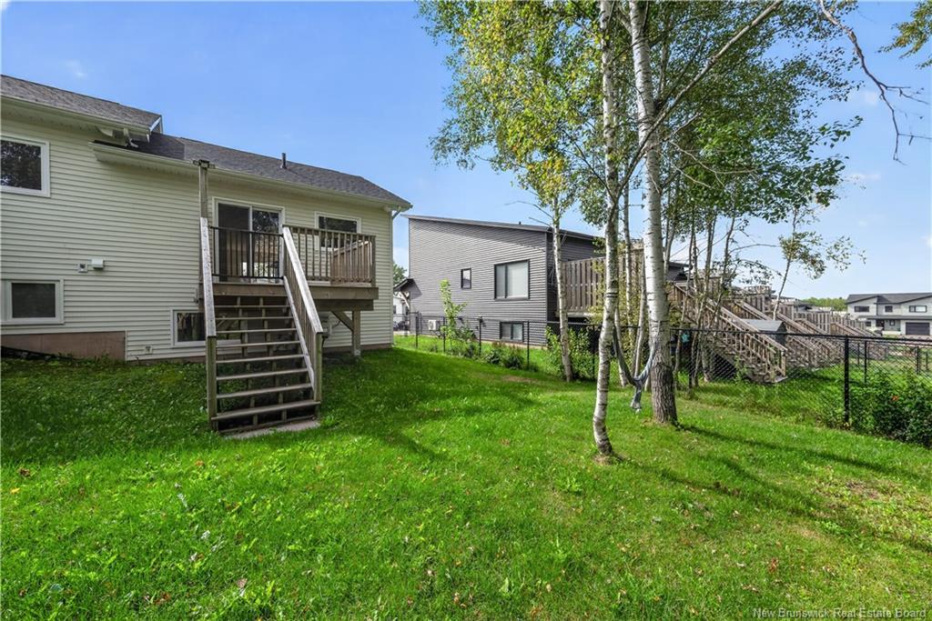 28 De La Colline St, Dieppe, NB