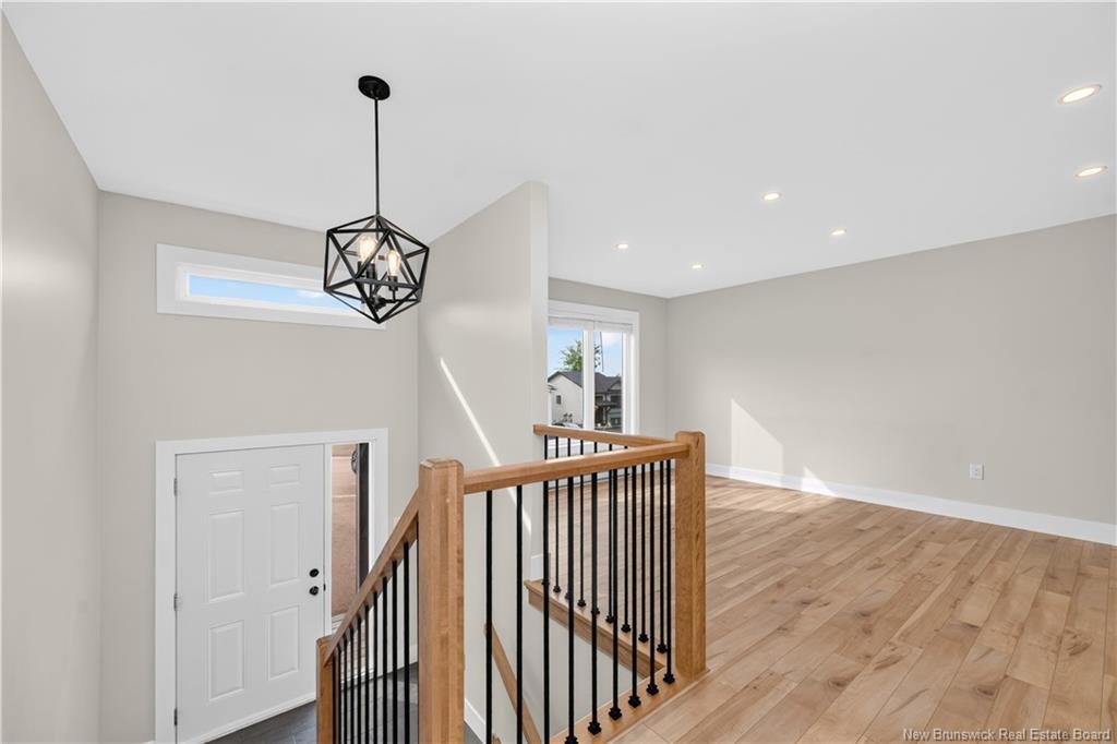 28 De La Colline St, Dieppe, NB