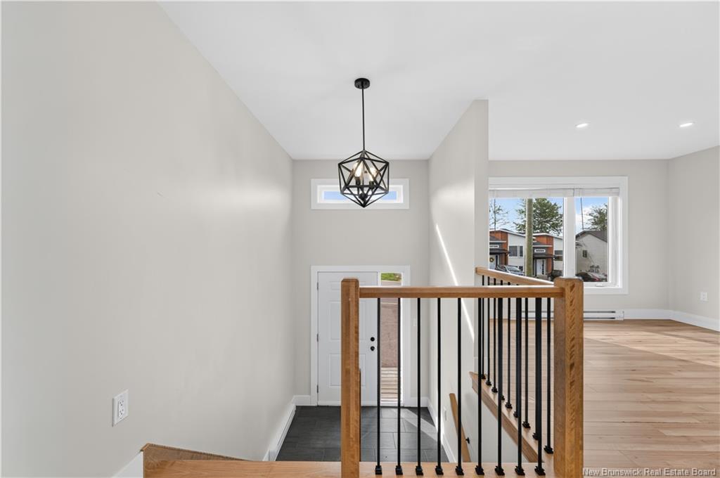 28 De La Colline St, Dieppe, NB