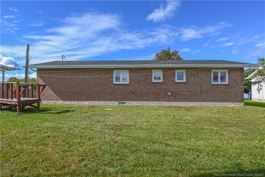 140 Des Saules St, Shippagan, NB