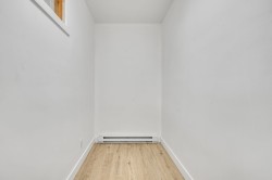 Bureau -