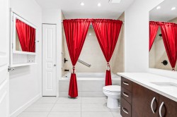 Salle de bains attenante à la CCP -