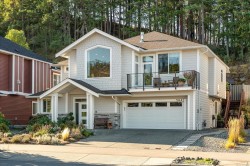 5641 Linley Valley Dr Nanaimo, BC V9T 0K1
