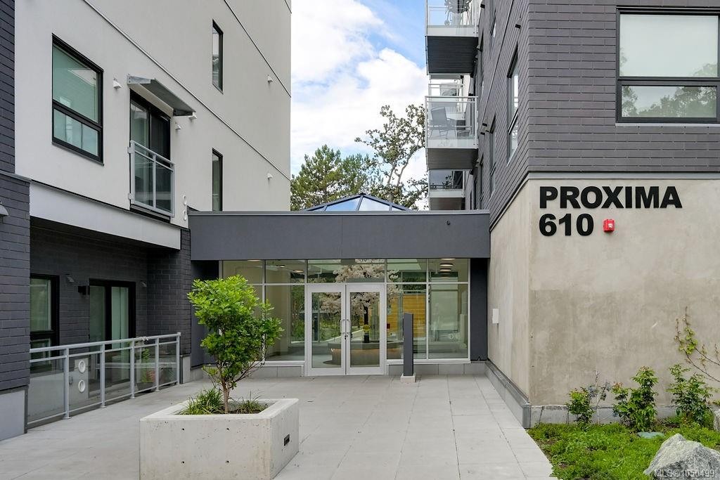 #504-610 Lampson St, Esquimalt, BC