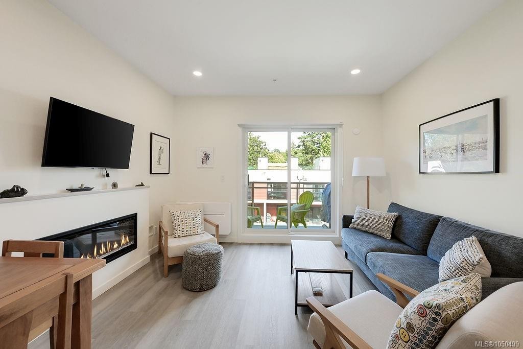 #504-610 Lampson St, Esquimalt, BC