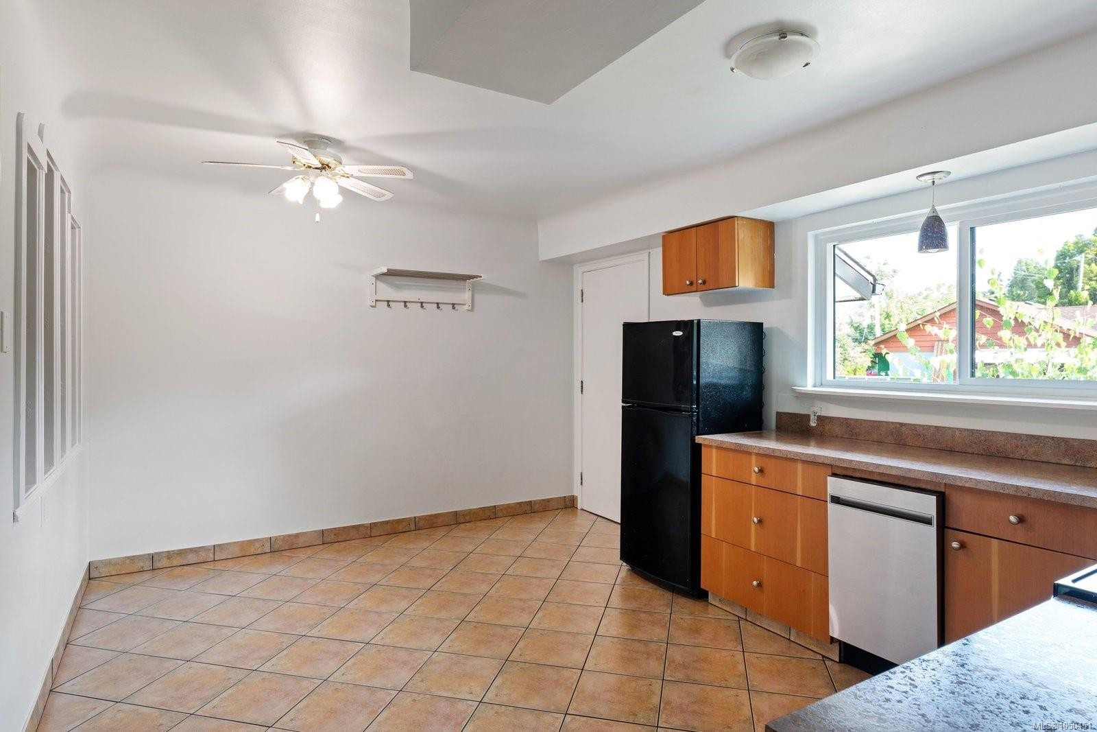 1481 Bay St, Victoria, BC