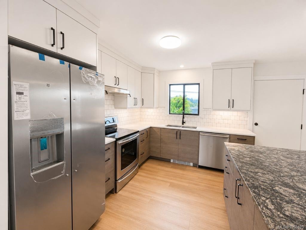 3782 Grieve Rd, Port Alberni, BC